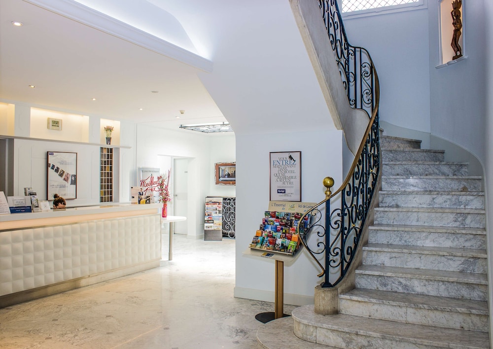 kyriad tours centre