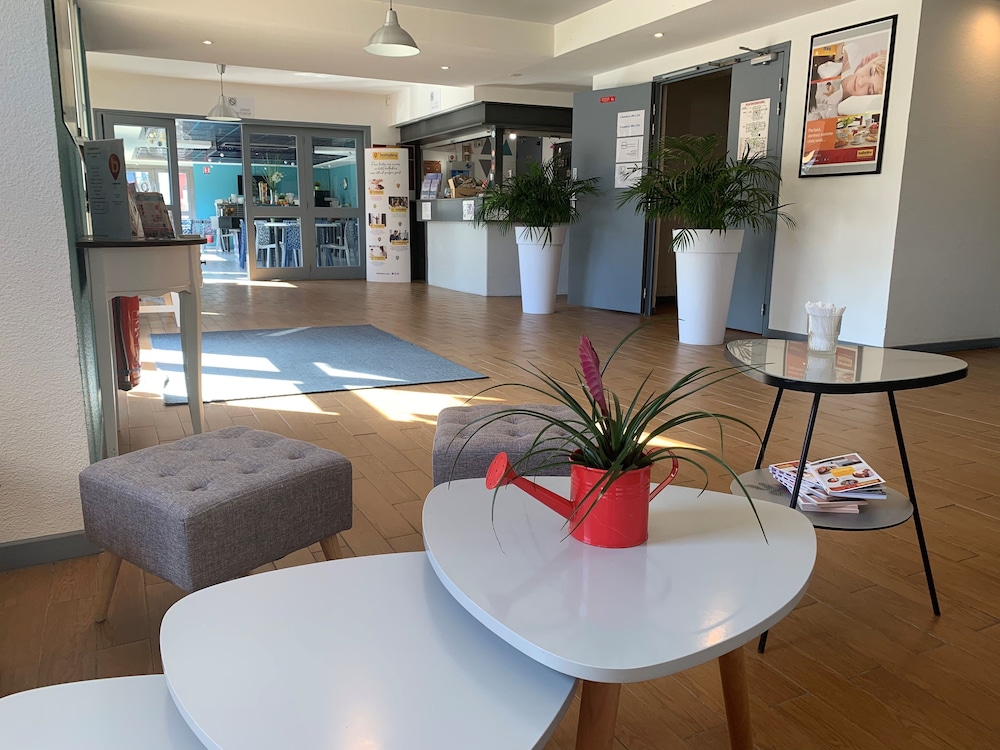 initial by balladins tours sud