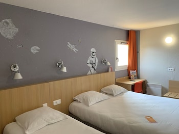 initial by balladins tours sud