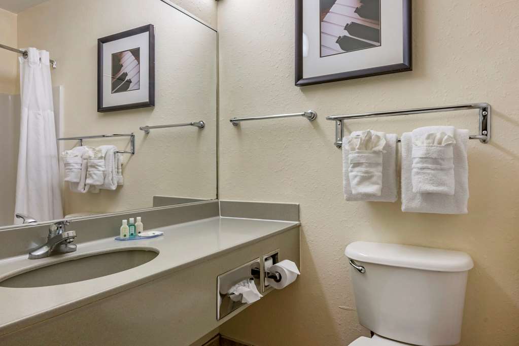 quality inn zephyrhills dade city