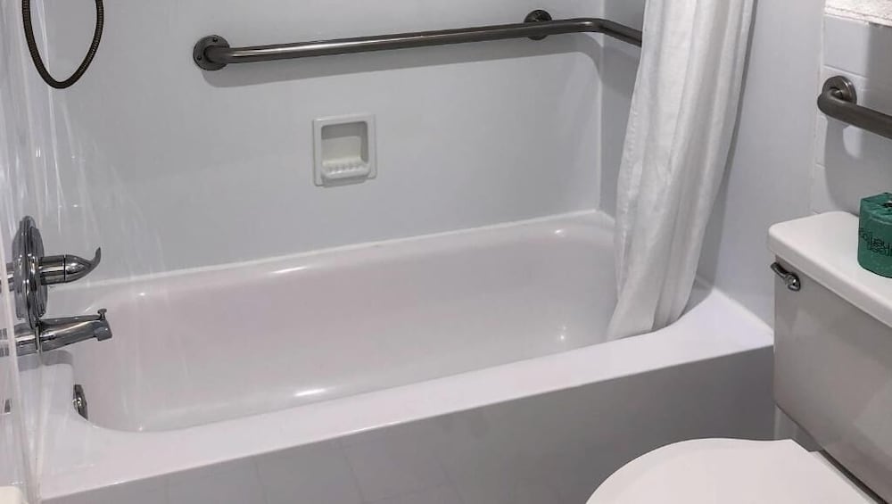 roadstar hotel zephyrhills