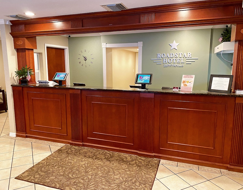 roadstar hotel zephyrhills