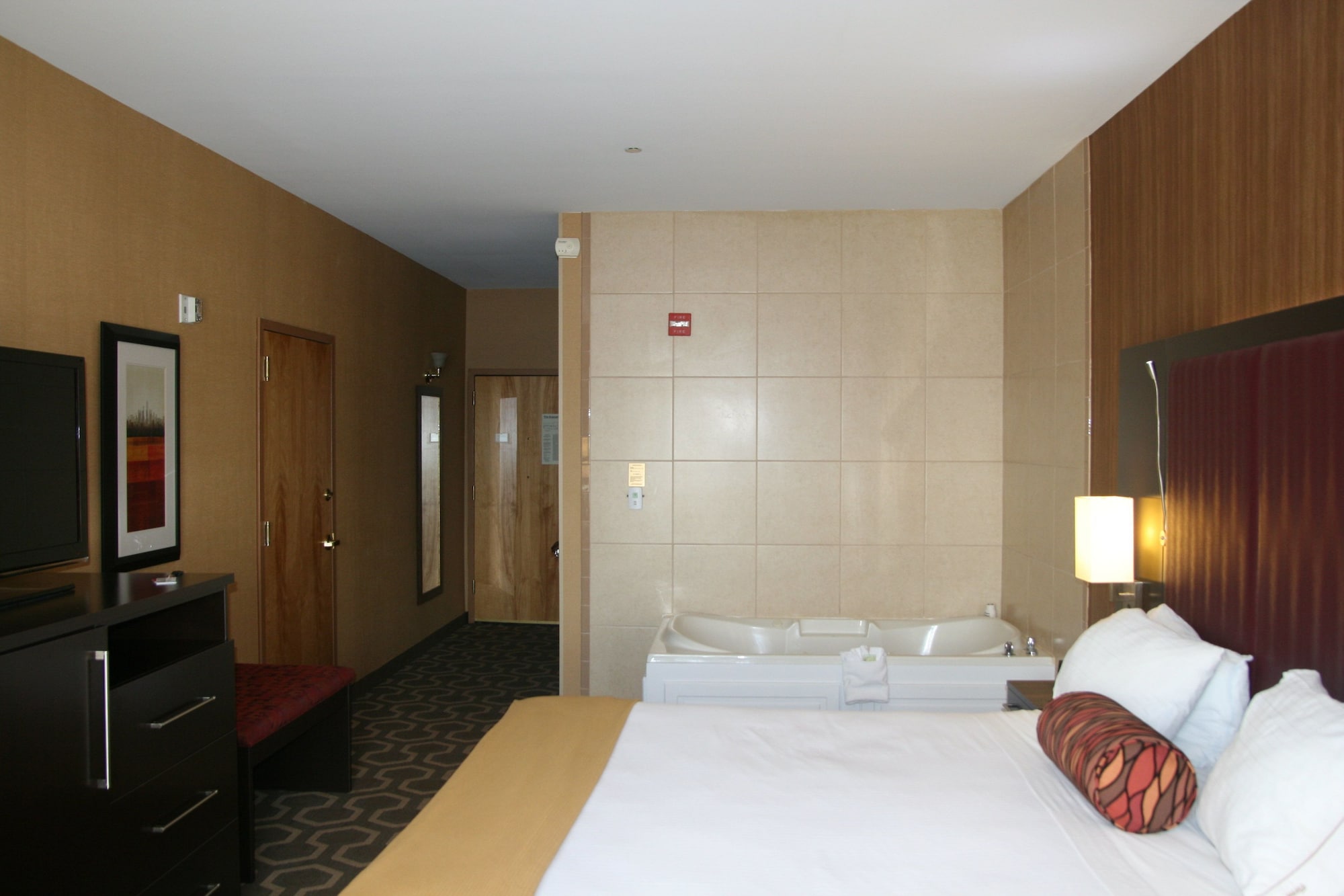 holiday inn express and suites vineland millville by ihg