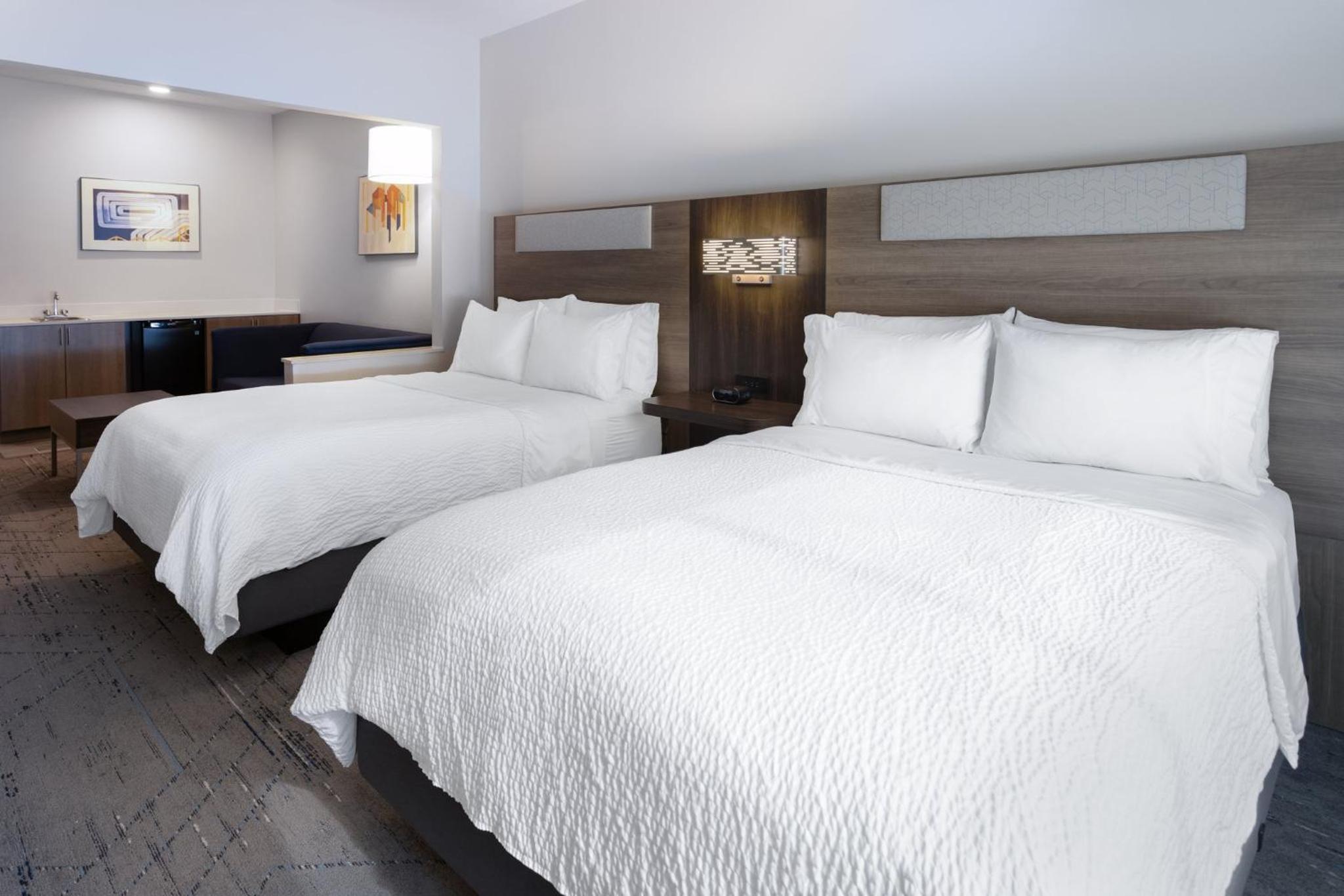 holiday inn express and suites vineland millville by ihg