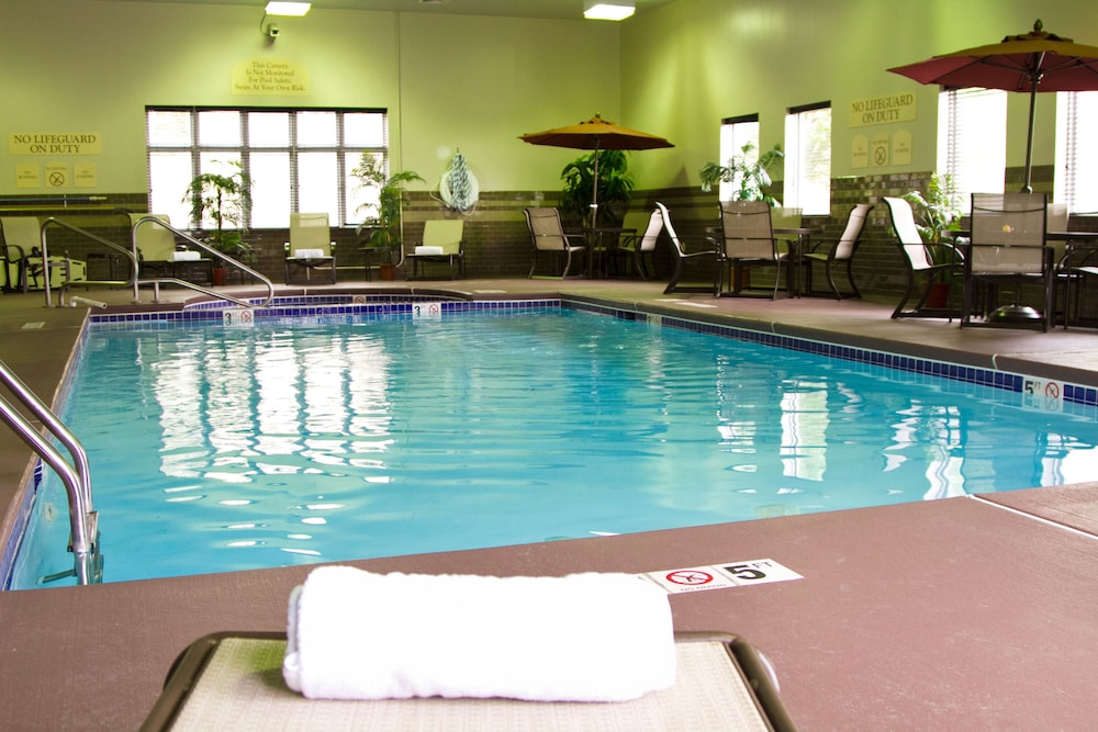 holiday inn express and suites vineland millville by ihg