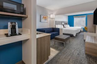 holiday inn express and suites vineland millville by ihg