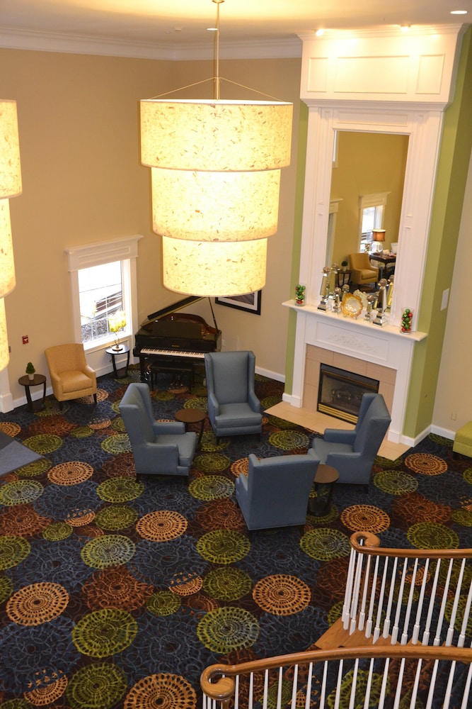 holiday inn express and suites bloomington normal by ihg