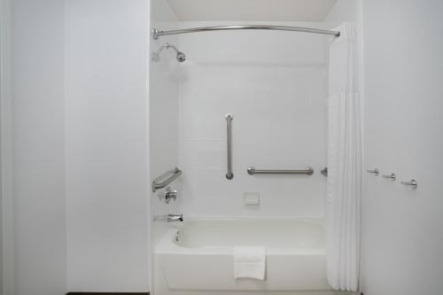 hampton inn madison huntsville airport