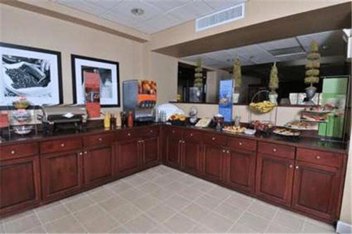 hampton inn madison huntsville airport