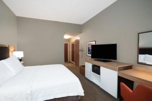 hampton inn madison huntsville airport