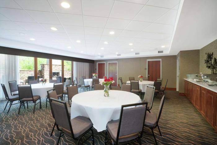 hampton inn madison huntsville airport