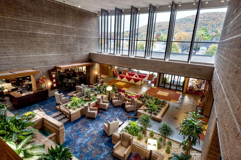 radisson hotel corning