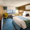 radisson hotel corning