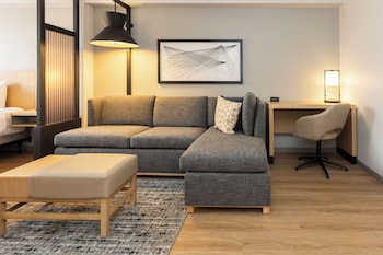 hyatt place topeka