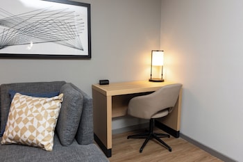 hyatt place topeka