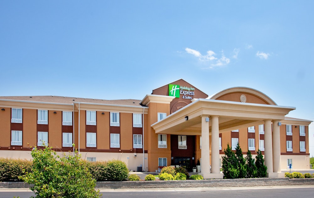 holiday inn express and suites lawrence by ihg