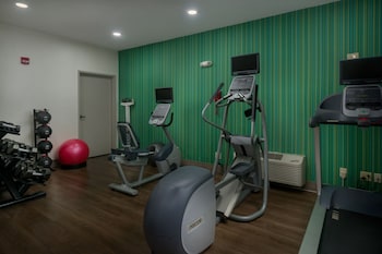 Holiday Inn Express & Suites Lawrence By Ihg,Topeka>>Lawrence,3 star