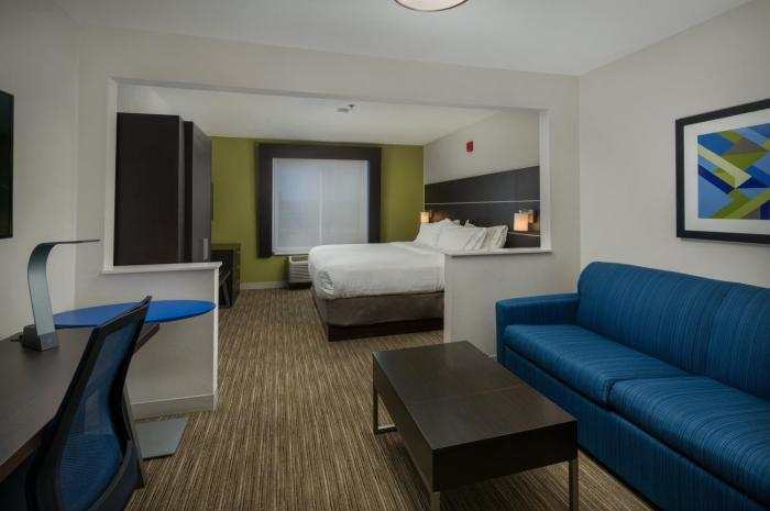 holiday inn express and suites lawrence by ihg