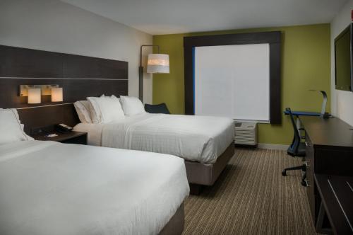 holiday inn express and suites lawrence by ihg
