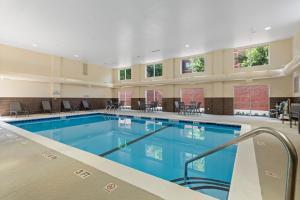 Fairfield Inn & Suites By Marriott Hickory,Catawba County>>Catawba,3 star