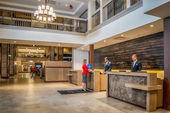 Delta Hotels By Marriott Grand Okanagan Resort,Kelowna>>British Columbia,4 star