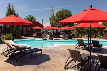 delta hotels by marriott grand okanagan resort