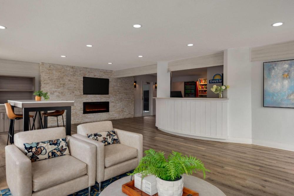 days inn by wyndham kelowna