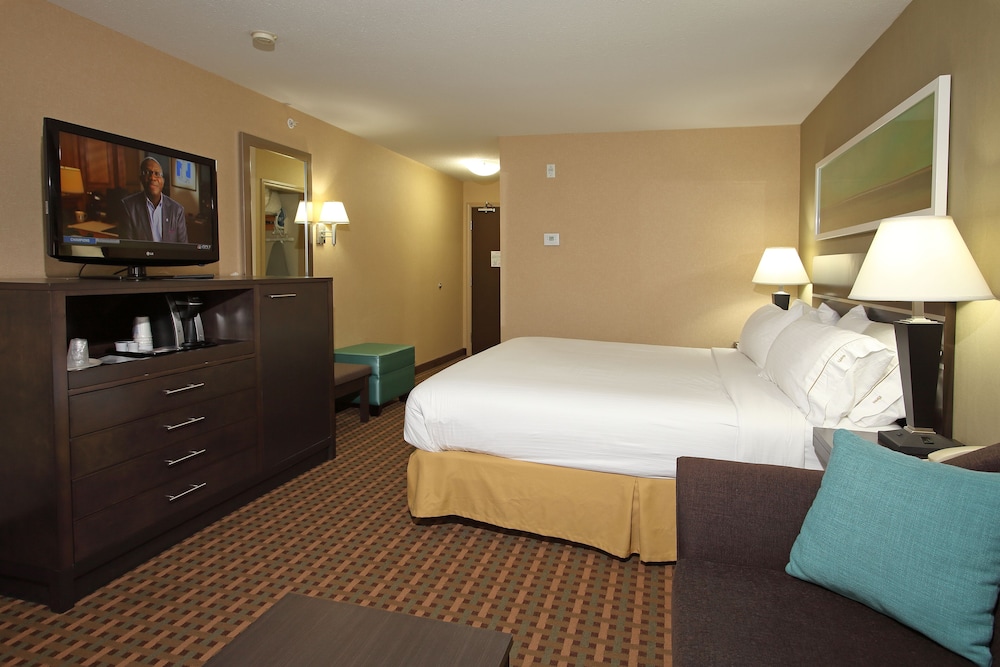 holiday inn express and suites vernon by ihg