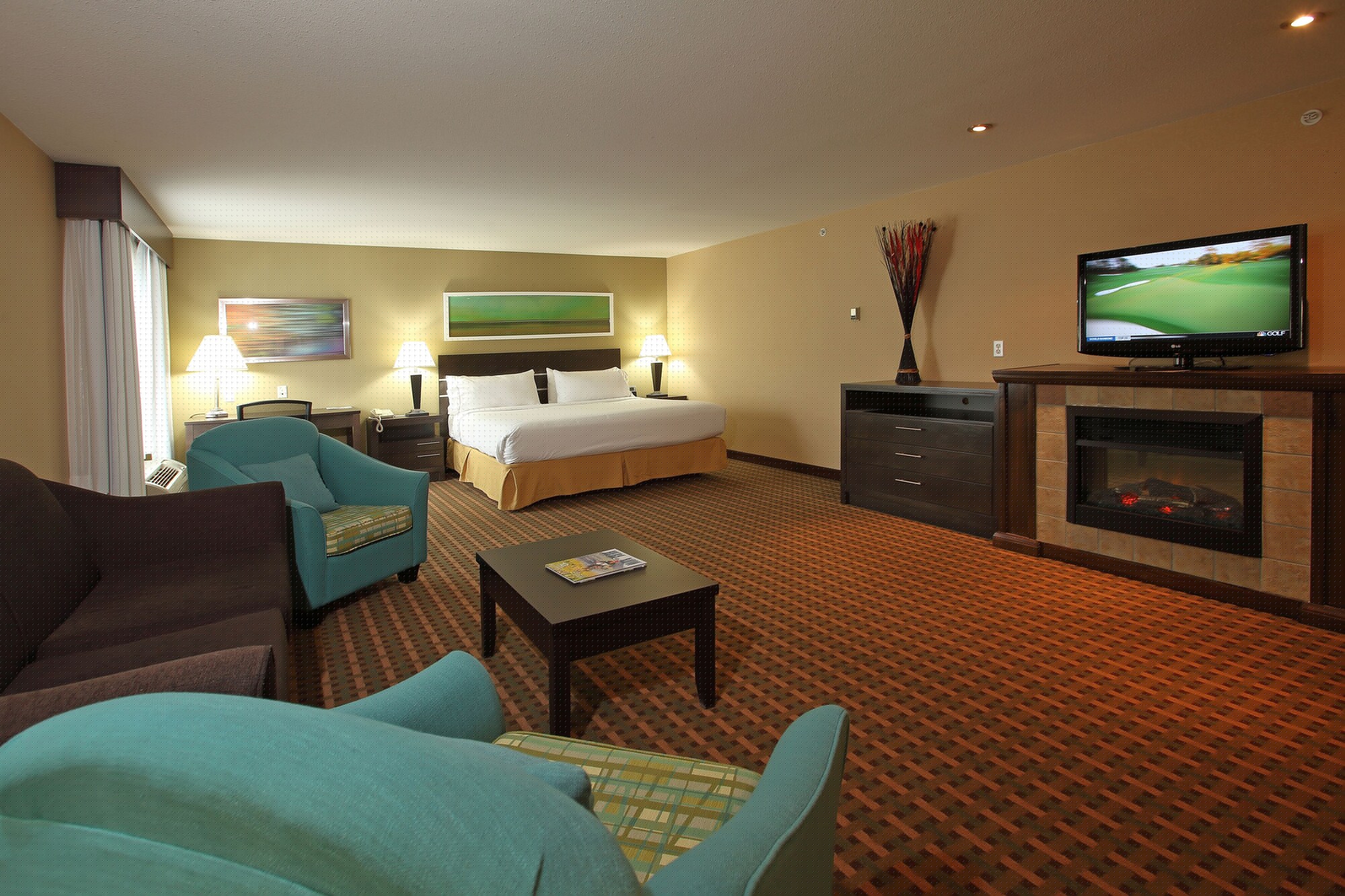 holiday inn express and suites vernon by ihg