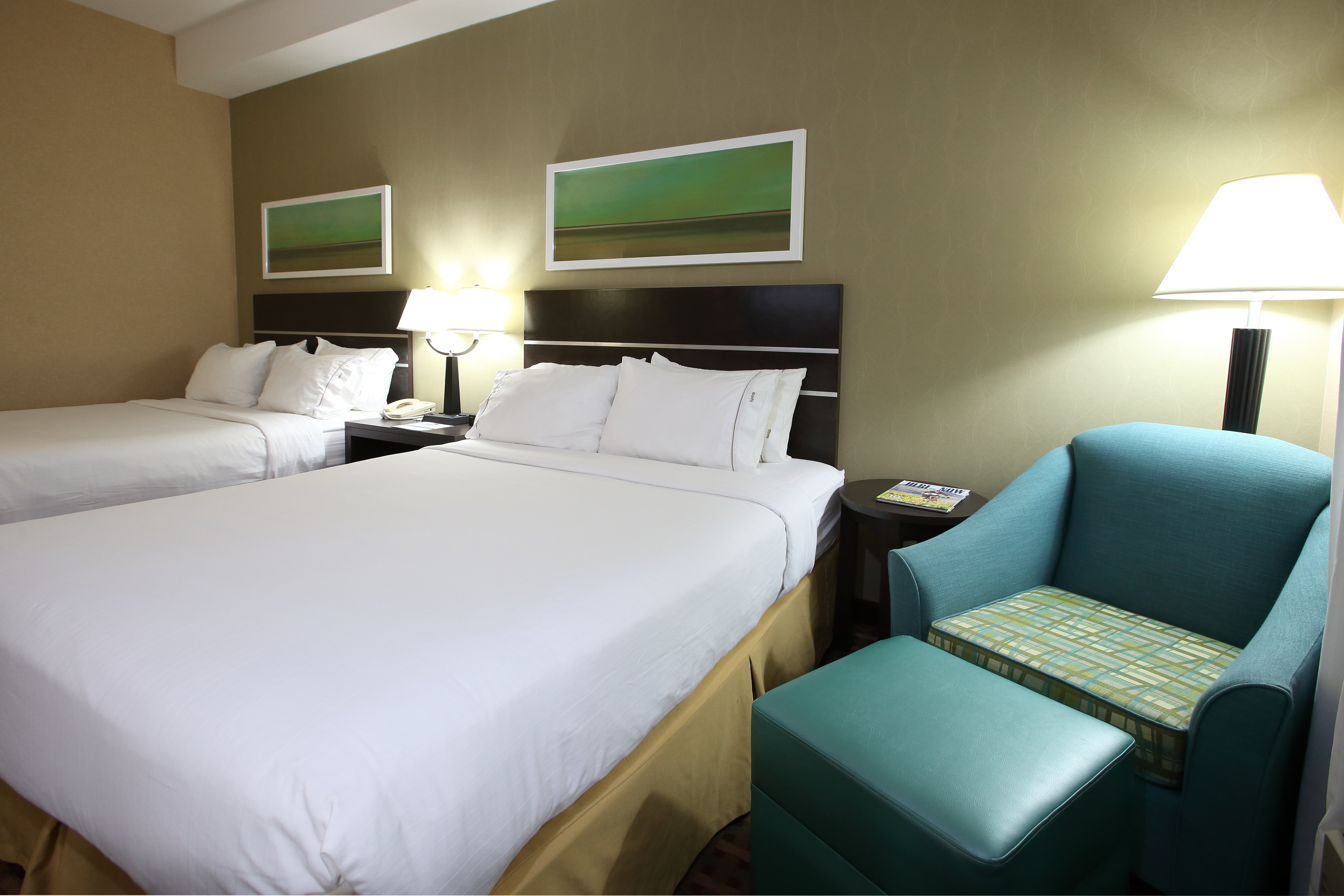 holiday inn express and suites vernon by ihg