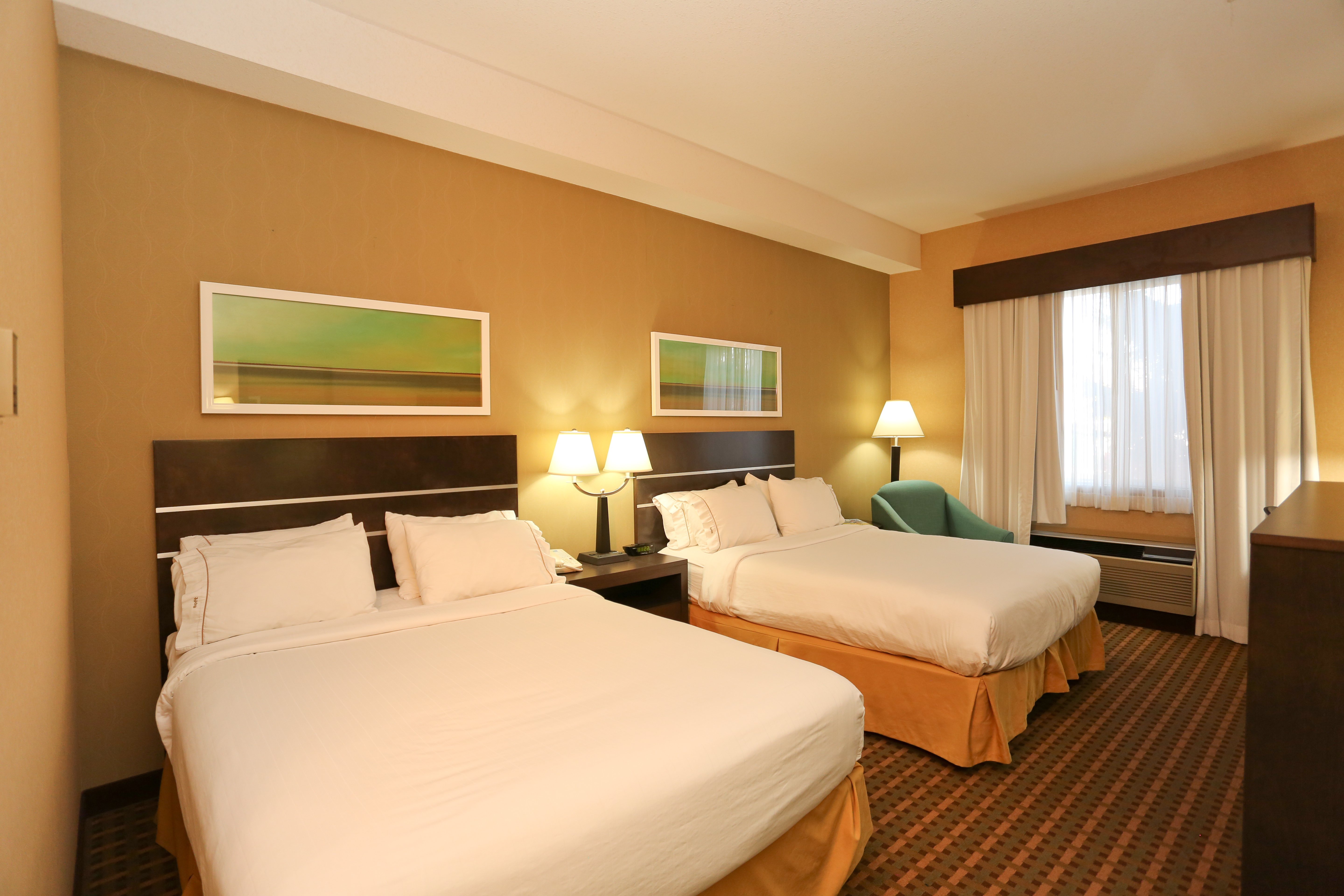 holiday inn express and suites vernon by ihg