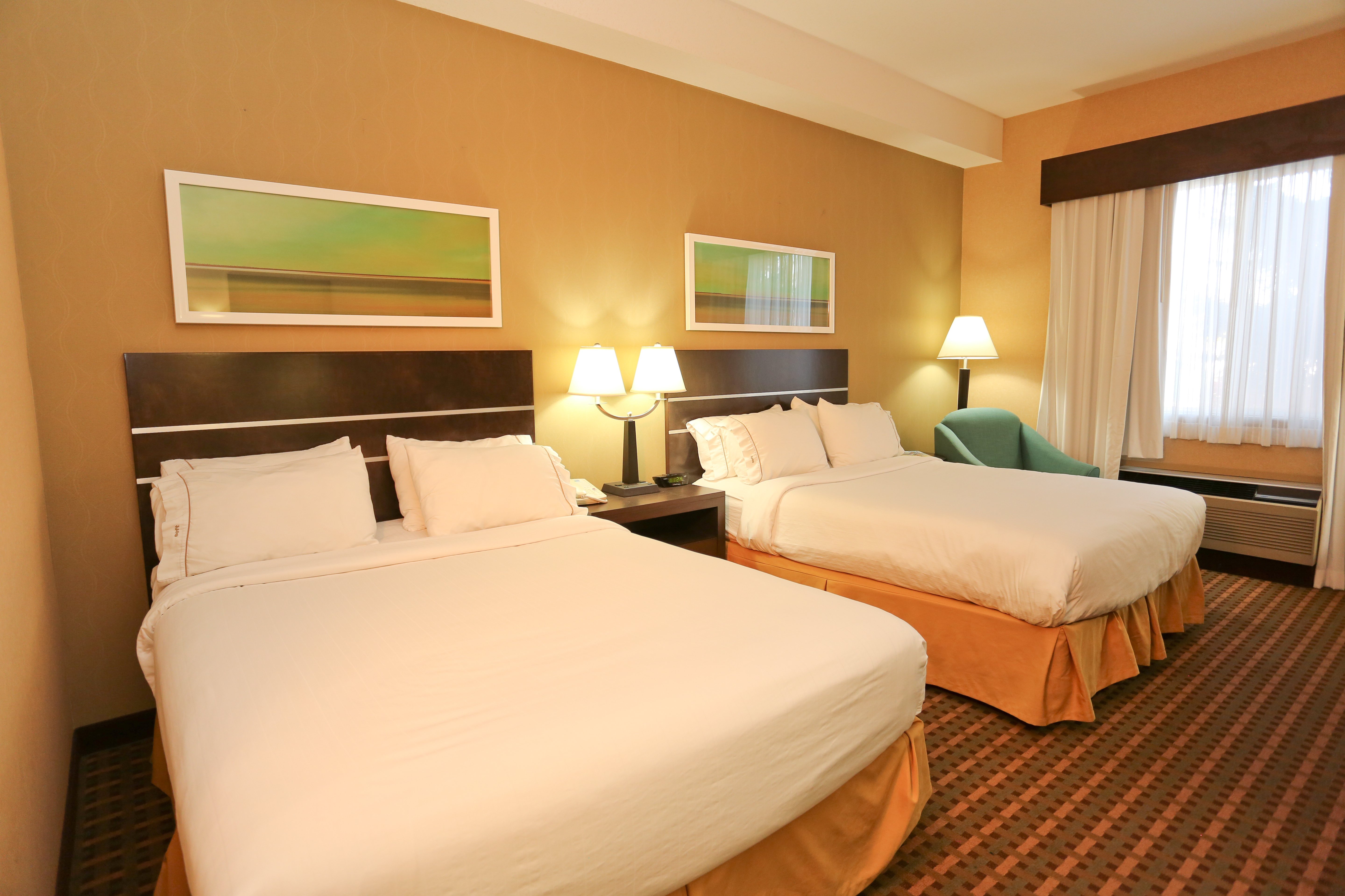 holiday inn express and suites vernon by ihg
