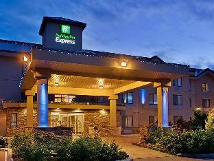 holiday inn express and suites vernon by ihg