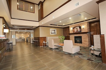 Holiday Inn Express And Suites - Vernon By Ihg,Vernon>>Kelowna,3 star