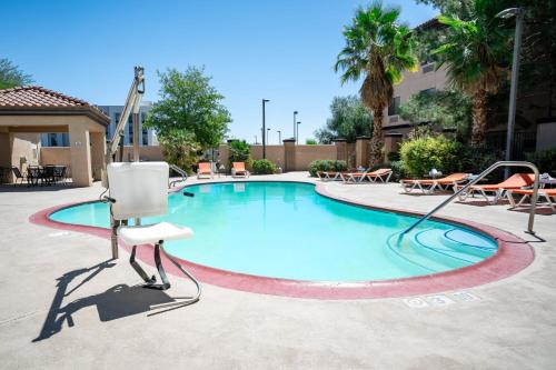 holiday inn express hotel and suites barstow outlet center by ihg