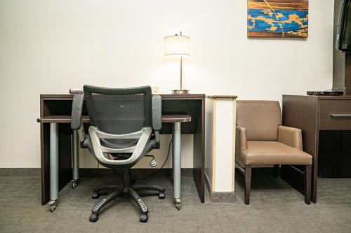 holiday inn express hotel and suites barstow outlet center by ihg