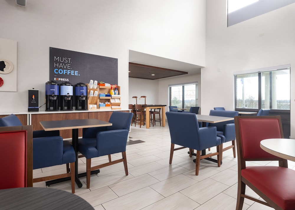holiday inn express and suites olive branch by ihg