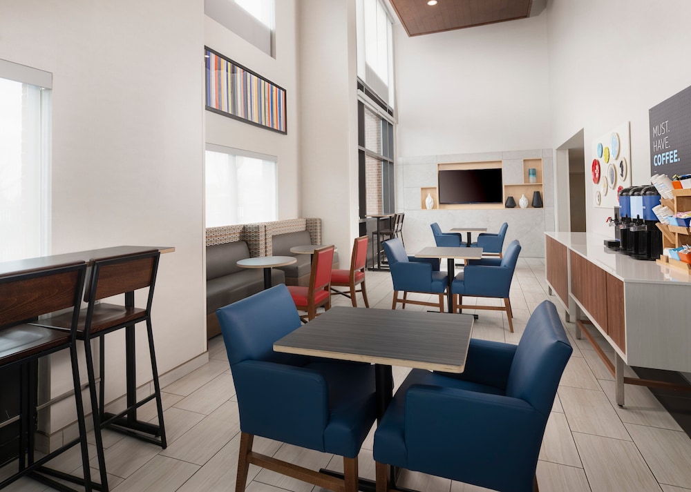 holiday inn express and suites olive branch by ihg