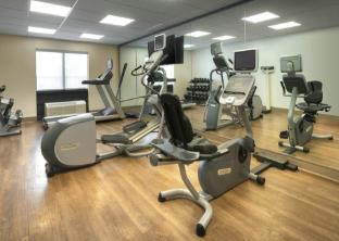 holiday inn express and suites olive branch by ihg