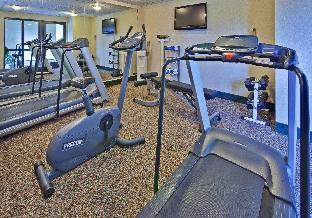 holiday inn express and suites olive branch by ihg