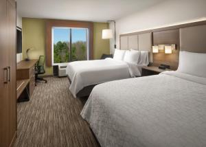 holiday inn express and suites olive branch by ihg