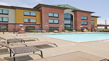 Holiday Inn Express & Suites Olive Branch By Ihg,Olive Branch>>Desoto County,3 star