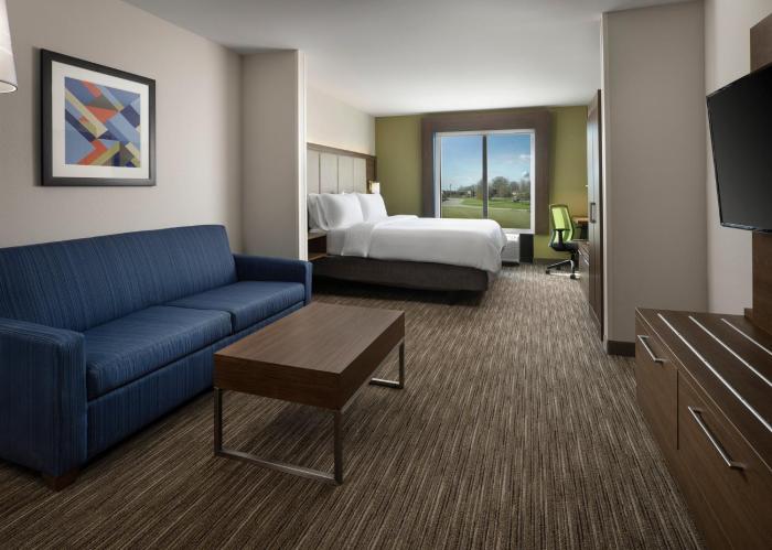 holiday inn express and suites olive branch by ihg