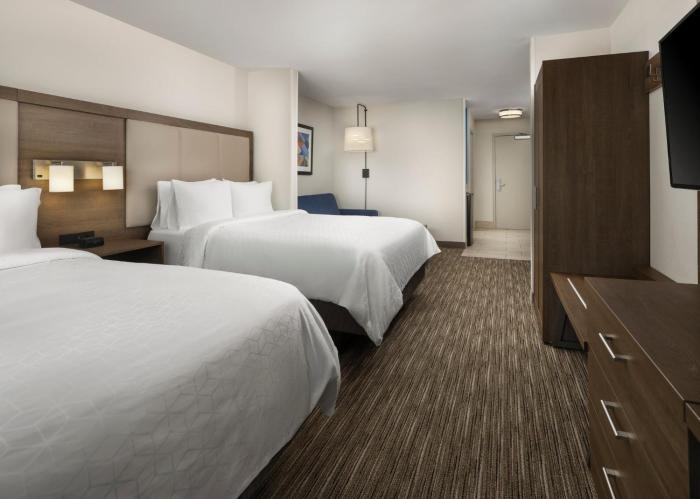 holiday inn express and suites olive branch by ihg