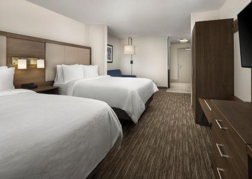 holiday inn express and suites olive branch by ihg