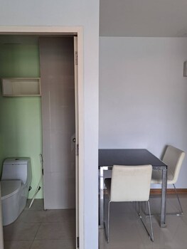 atroom hotel