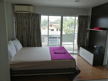 atroom hotel