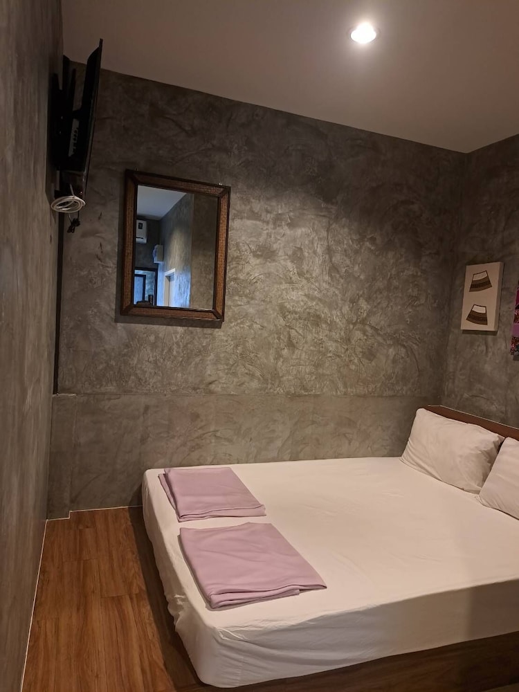 atroom hotel