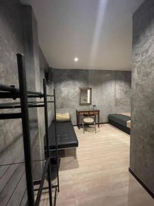 atroom hotel