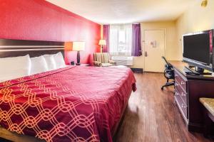 econo lodge christiansburg blacksburg i 81